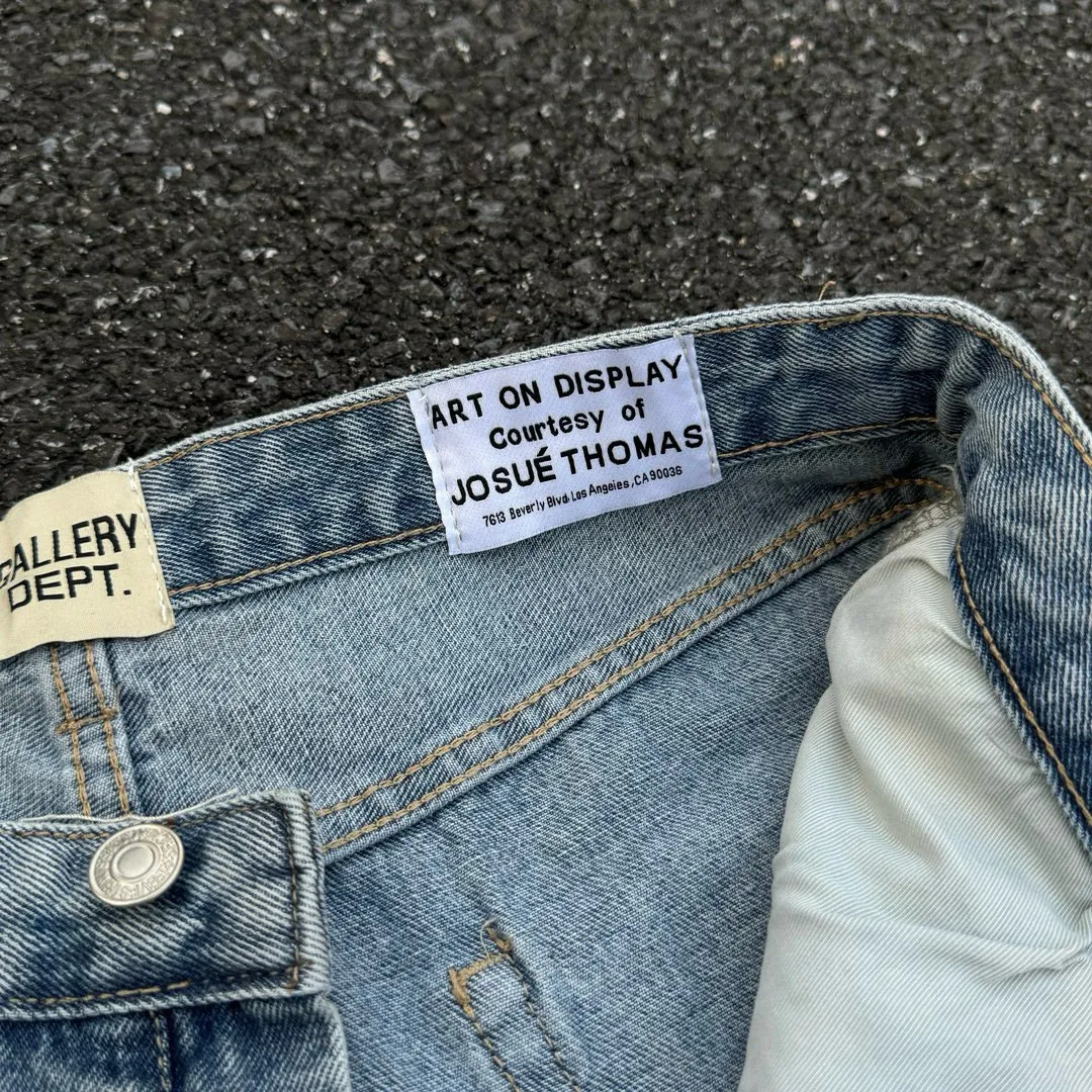 -Size upper body P286#G77 GALLERY DEPT.G letter patch pudding 5001 denim washed and distressed spliced jeans -Original purchase and pattern making to truly restore the ultimate vintage texture -Original hardware accessories, washed and other elevators, QR code analysis are all purchased from the original factory, high degree of restoration, you are welcome to compare with a certain product~ -Three-dimensional version Loose and comfortable, not picky about the figure, taller and slimmer, factory Seiko, original factory quality control, same style for men and women, can be matched with couples Versatile recommendation: must-have jeans for all seasons Color: blue Size: S-XXL (28-36)